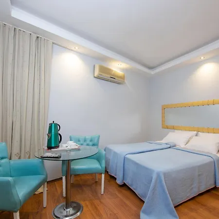 アパートホテル Nest