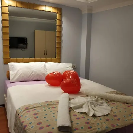 Apartmanhotel Nest 3*
